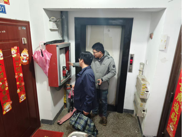 【创建全国文明城市】县委政法委机关党员干部深入开展文明创建活动