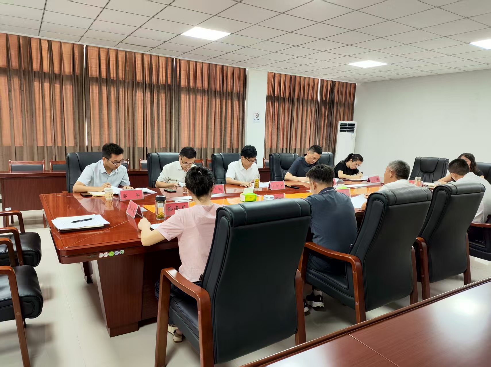 县委常委、政法委书记王智平调研司法行政工作